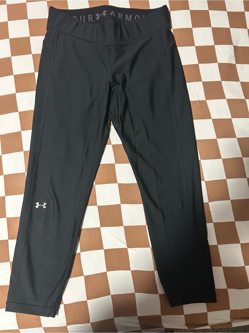 Under Armour Women's Black Heat Gear Compression Leggings